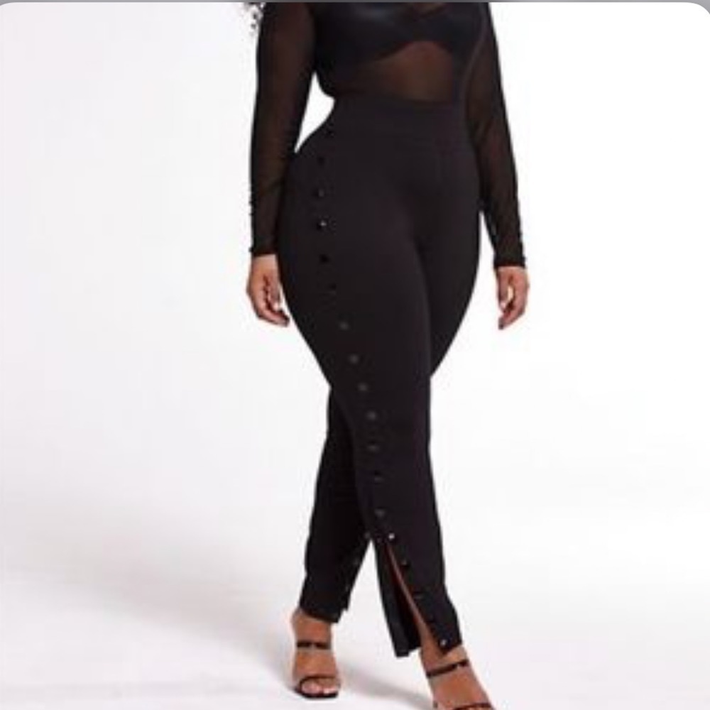 FTF 0 Charli Side Button Good Form Ponte Knit Pants - Picture 1 of 8